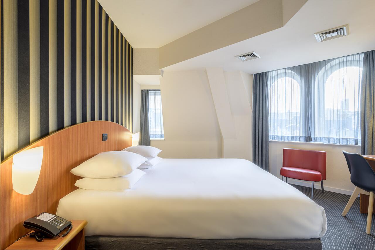 Aris Grand Place Hotel Брюксел Екстериор снимка