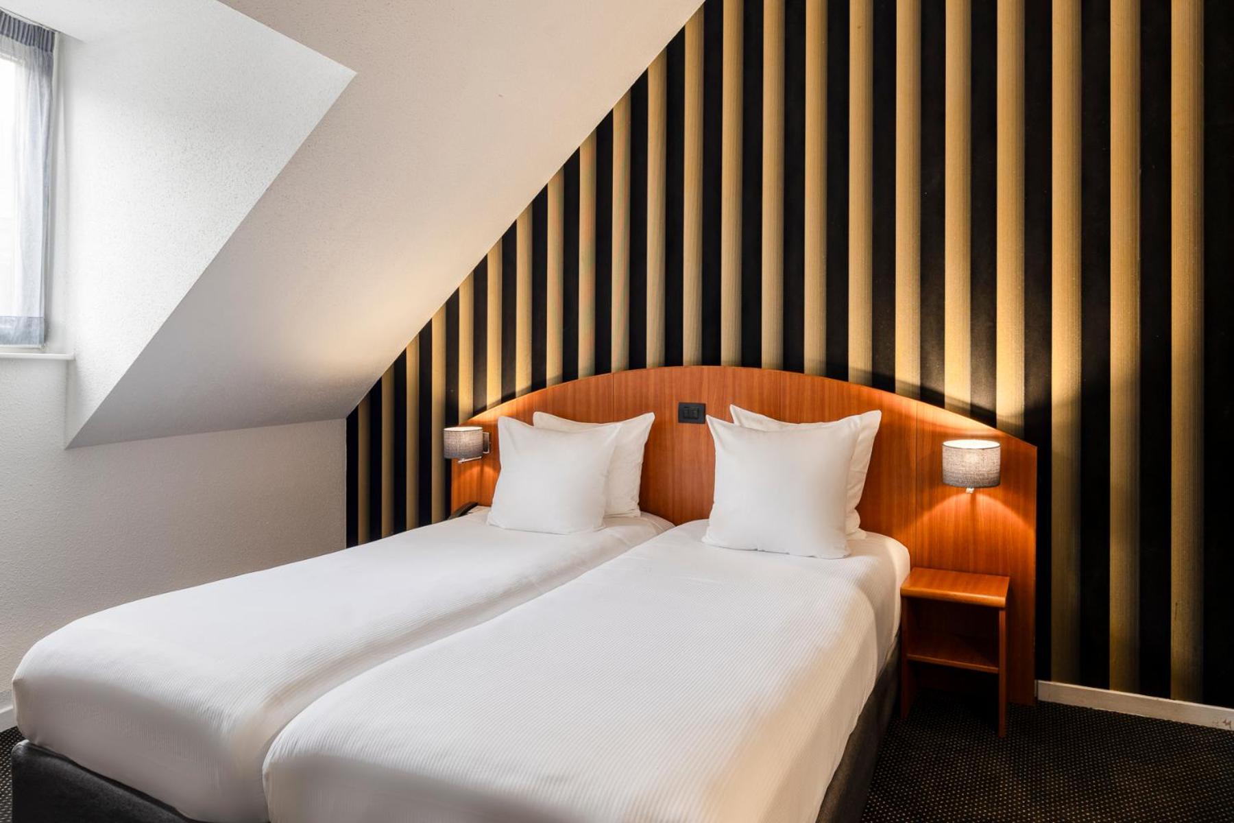 Aris Grand Place Hotel Брюксел Екстериор снимка